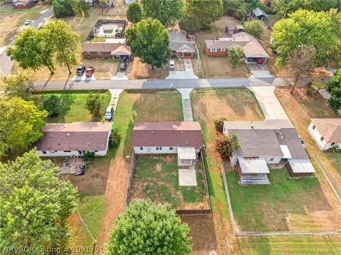 View/Area - 6901 S 9th St, Fort Smith, AR 72908 photo 3 of 6