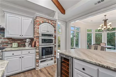 Kitchen - 2901 S Cliff Dr, Fort Smith, AR 72901 photo 1 of 3