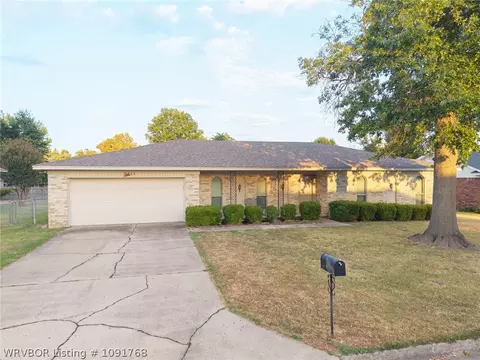 Exterior - 8211 Clover Dr, Fort Smith, AR 72908 photo 9 of 9