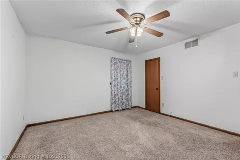 Bedroom - 8211 Clover Dr, Fort Smith, AR 72908 photo 6 of 8