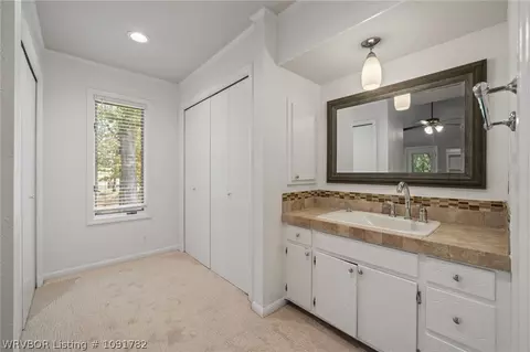 Bath - 9708 Bramble Brae St, Fort Smith, AR 72908 photo 4 of 5