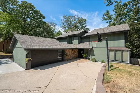 Exterior - 9708 Bramble Brae St, Fort Smith, AR 72908 photo 4 of 22
