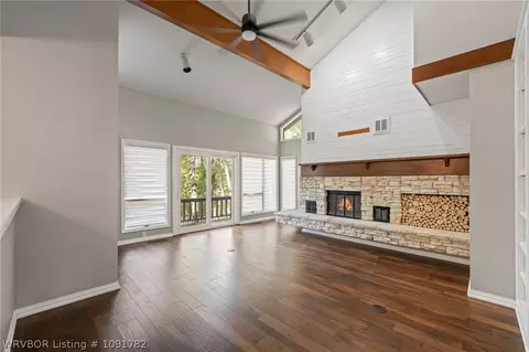 Living - 9708 Bramble Brae St, Fort Smith, AR 72908 photo 4 of 10
