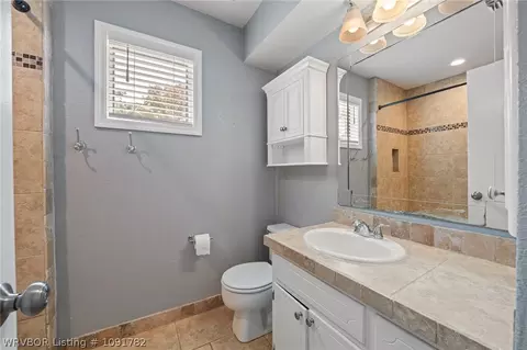 Bath - 9708 Bramble Brae St, Fort Smith, AR 72908 photo 5 of 5