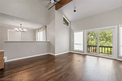 Living - 9708 Bramble Brae St, Fort Smith, AR 72908 photo 7 of 10