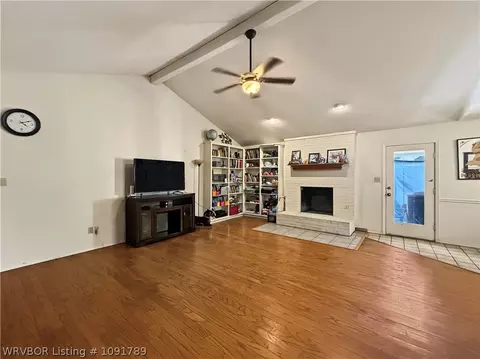 Living - 9800 Muirfield Cir, Fort Smith, AR 72908 photo 1 of 3