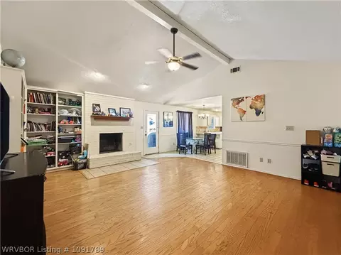 Living - 9800 Muirfield Cir, Fort Smith, AR 72908 photo 3 of 3