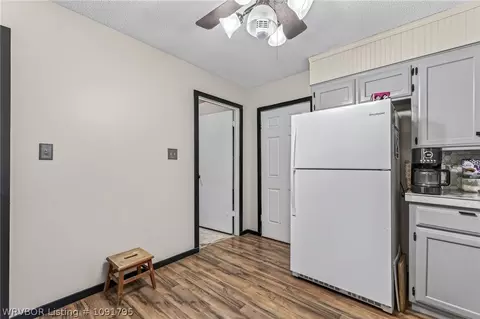 Entry Way - 3408 S 33rd Cir, Fort Smith, AR 72903 photo 1 of 1
