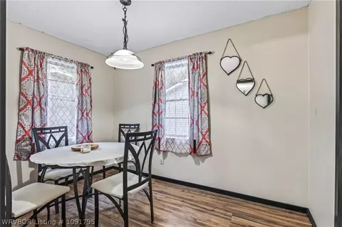 Dining - 3408 S 33rd Cir, Fort Smith, AR 72903 photo 2 of 2