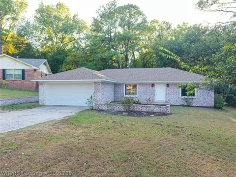 Exterior - 3408 S 33rd Cir, Fort Smith, AR 72903 photo 2 of 4