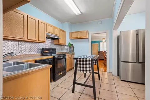 Kitchen - 805 S 23rd St, Fort Smith, AR 72901 photo 1 of 2