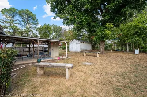 Exterior - 805 S 23rd St, Fort Smith, AR 72901 photo 8 of 12