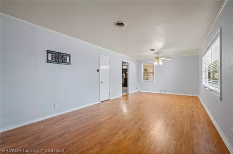 Living - 4802 S 34th St, Fort Smith, AR 72903 photo 2 of 2