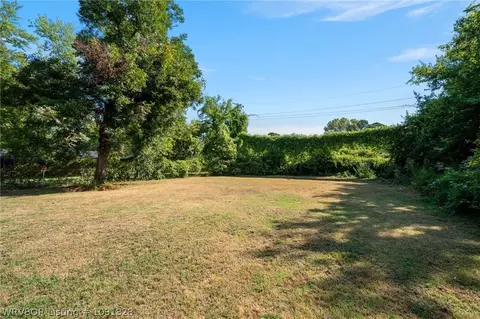 Exterior - 7501 Cheryl Ln, Fort Smith, AR 72908 photo 4 of 5