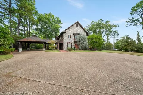 Exterior - 5219 Cliff Dr, Fort Smith, AR 72903 photo 3 of 19