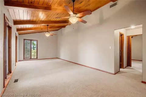 Living - 5219 Cliff Dr, Fort Smith, AR 72903 photo 6 of 7