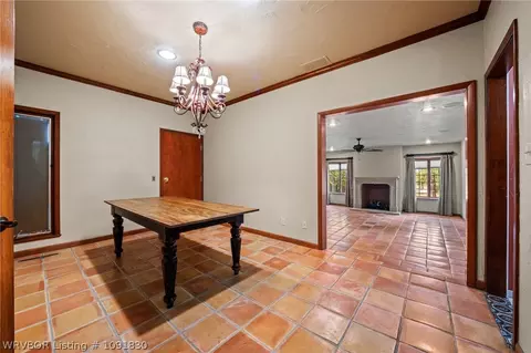 Dining - 5219 Cliff Dr, Fort Smith, AR 72903 photo 2 of 2