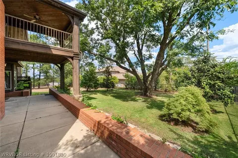 Exterior - 5219 Cliff Dr, Fort Smith, AR 72903 photo 13 of 19