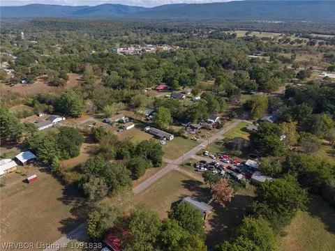View/Area - 506 W 3rd St, Hartford, AR 72938 photo 6 of 6