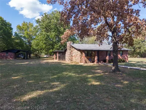Exterior - 506 W 3rd St, Hartford, AR 72938 photo 3 of 14
