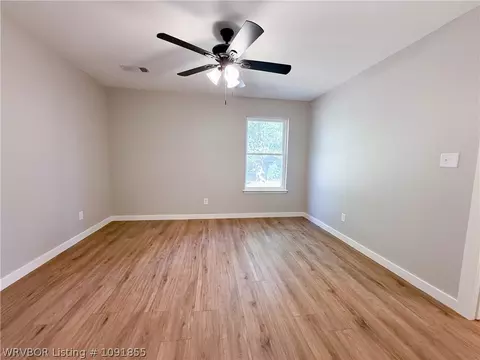 Bedroom - 4112 S 16th St, Fort Smith, AR 72901 photo 2 of 4