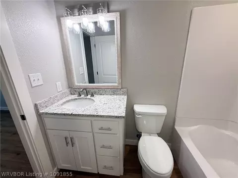 Bath - 4112 S 16th St, Fort Smith, AR 72901 photo 2 of 5