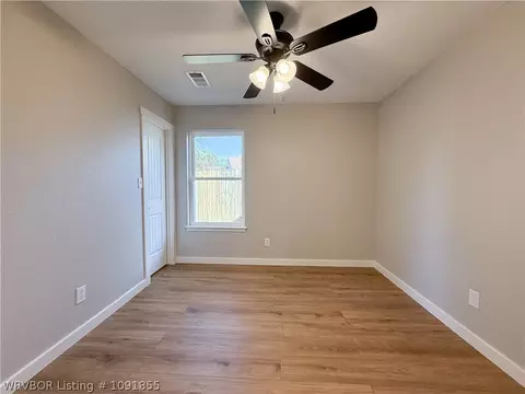Bedroom - 4112 S 16th St, Fort Smith, AR 72901 photo 3 of 4