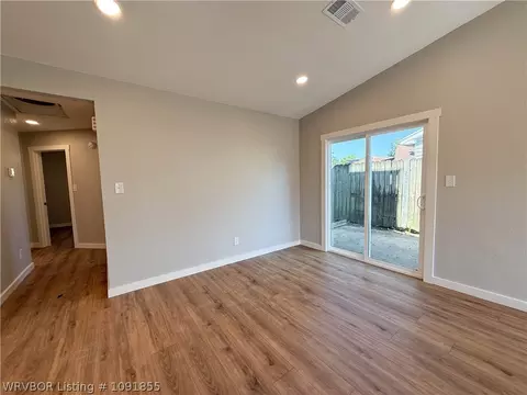Living - 4112 S 16th St, Fort Smith, AR 72901 photo 4 of 4