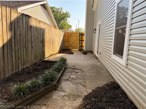 Exterior - 4112 S 16th St, Fort Smith, AR 72901 photo 8 of 8