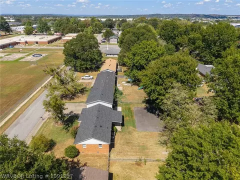 View/Area - 7911 Holly Ave, Fort Smith, AR 72908 photo 4 of 7
