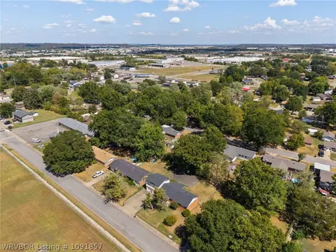 View/Area - 7911 Holly Ave, Fort Smith, AR 72908 photo 7 of 7