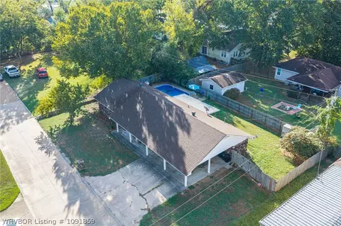 View/Area - 610 E Arch St, Paris, AR 72855 photo 9 of 9