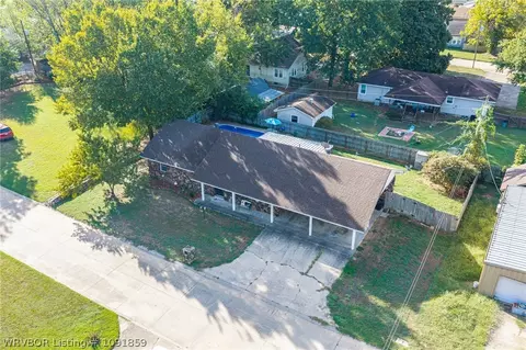 View/Area - 610 E Arch St, Paris, AR 72855 photo 8 of 9