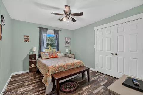 Bedroom - 610 E Arch St, Paris, AR 72855 photo 5 of 6