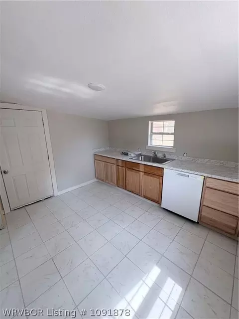 Kitchen - 320 S Ash St, Spiro, OK 74959 photo 1 of 2