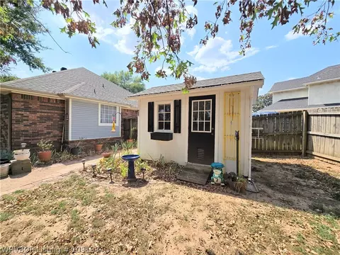Exterior - 9607 Hanover Cir, Fort Smith, AR 72908 photo 7 of 13