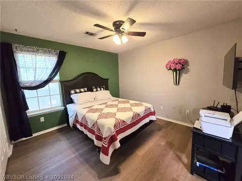Bedroom - 9607 Hanover Cir, Fort Smith, AR 72908 photo 5 of 6