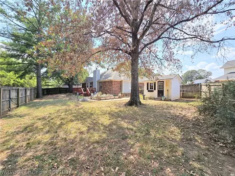 Exterior - 9607 Hanover Cir, Fort Smith, AR 72908 photo 11 of 13