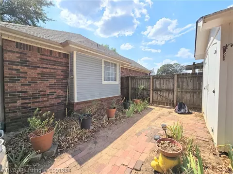Exterior - 9607 Hanover Cir, Fort Smith, AR 72908 photo 9 of 13