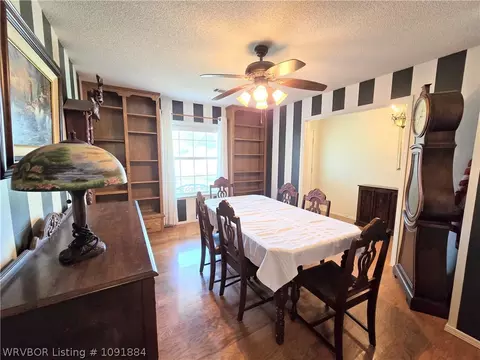 Dining - 9607 Hanover Cir, Fort Smith, AR 72908 photo 1 of 2