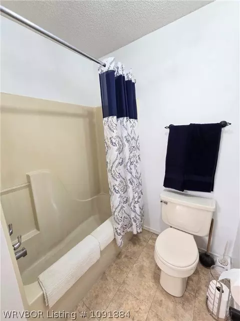 Bath - 9607 Hanover Cir, Fort Smith, AR 72908 photo 7 of 9