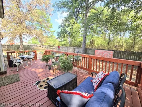 Exterior - 9607 Hanover Cir, Fort Smith, AR 72908 photo 10 of 13