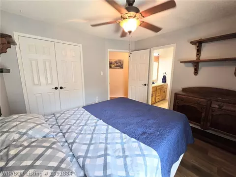 Bedroom - 9607 Hanover Cir, Fort Smith, AR 72908 photo 4 of 6