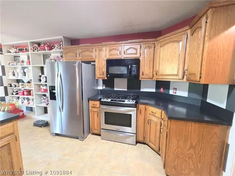 Kitchen - 9607 Hanover Cir, Fort Smith, AR 72908 photo 2 of 6