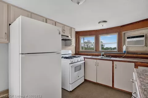 Kitchen - 2408 Reeves Rd, Hackett, AR 72937 photo 2 of 3