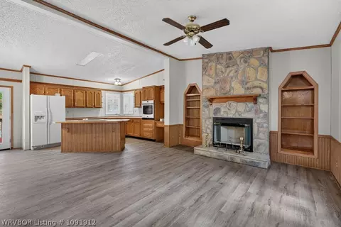 Living - 2408 Reeves Rd, Hackett, AR 72937 photo 3 of 10