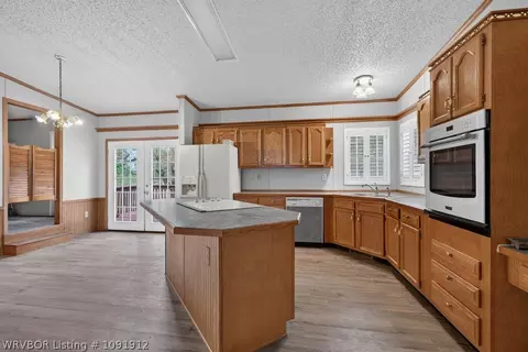 Kitchen - 2408 Reeves Rd, Hackett, AR 72937 photo 1 of 3