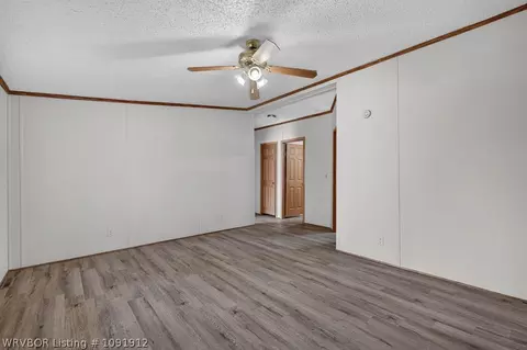 Living - 2408 Reeves Rd, Hackett, AR 72937 photo 4 of 10