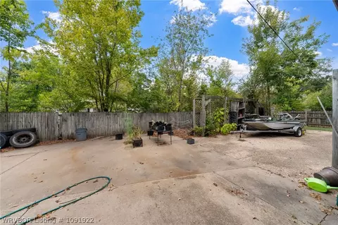 Exterior - 1310 N 34th St, Fort Smith, AR 72904 photo 4 of 5