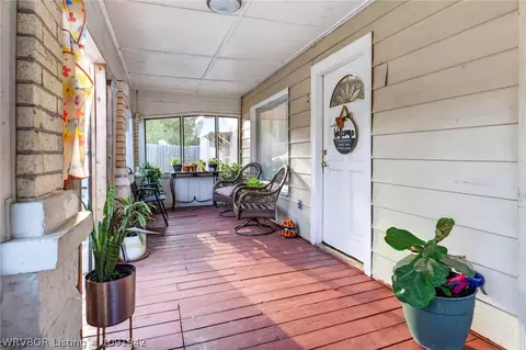 Exterior - 3709 Reed Ln, Fort Smith, AR 72904 photo 5 of 22